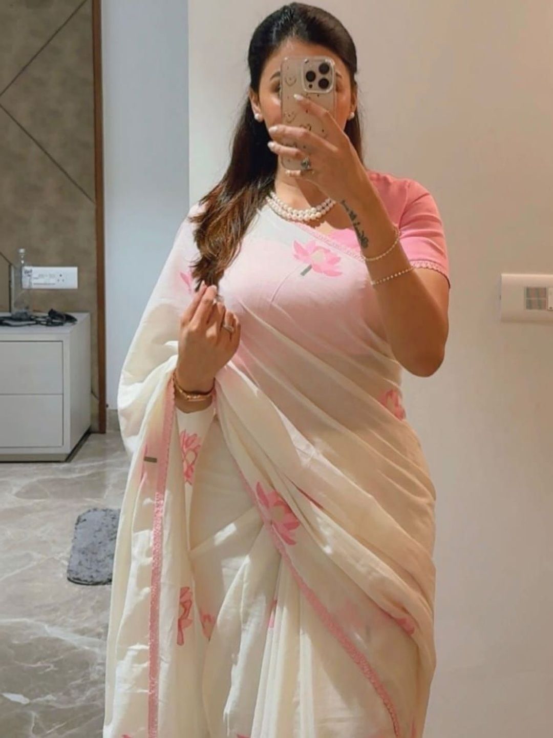KALINI Floral Linen Blend Handloom Saree-picture-14