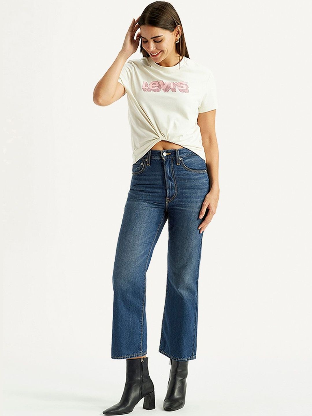 Levis Women Classic Flared High-Rise Light Fade Jeans-picture-16