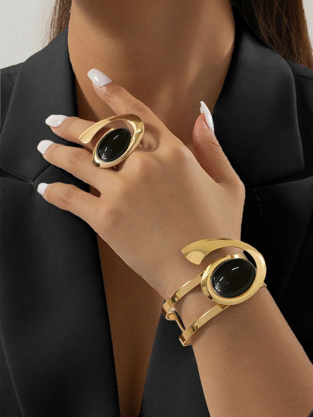 StyleCast x Revolte Stone Studded Jewellery Set-image-20