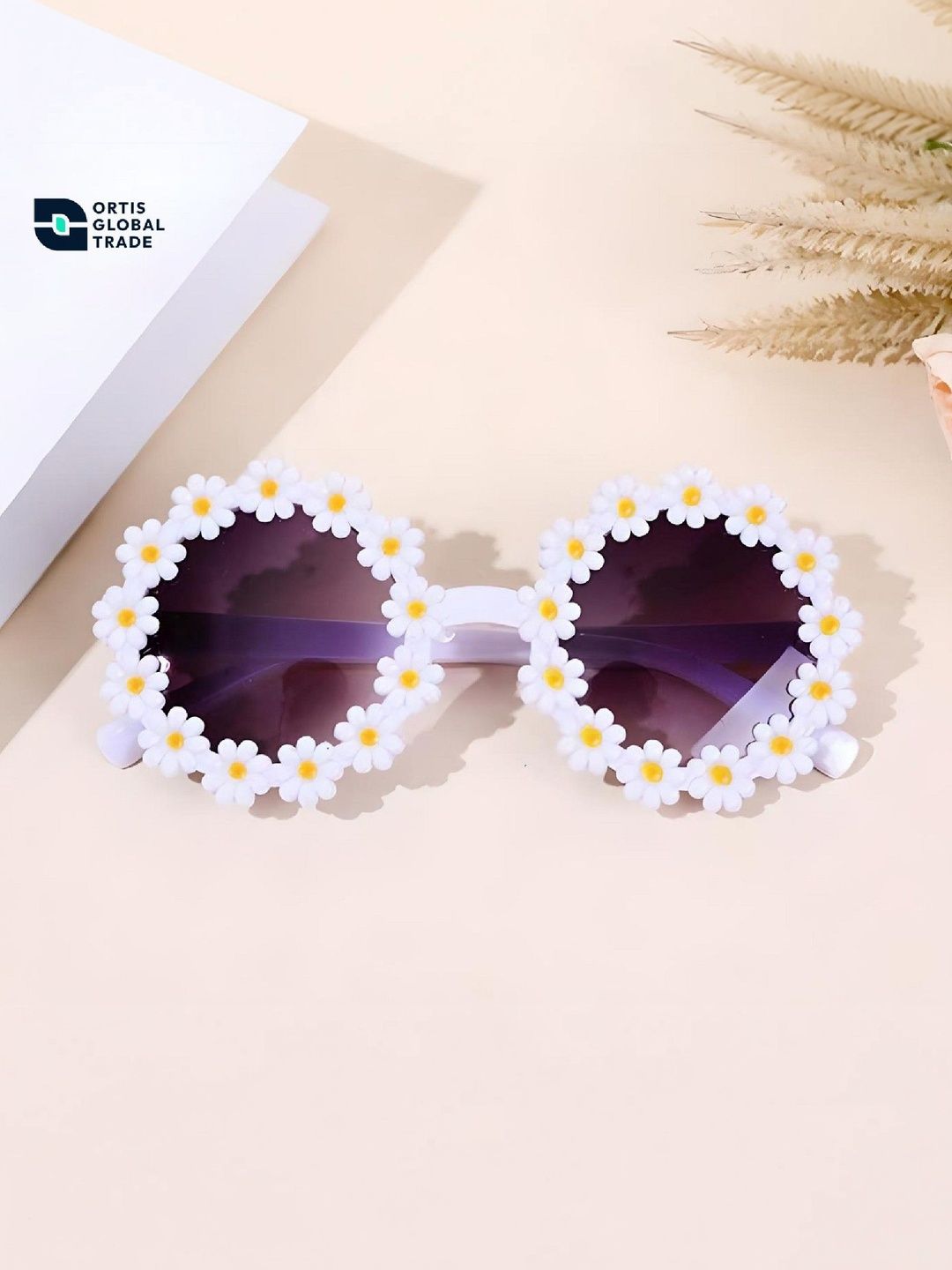 ORTIS GLOBAL TRADE Unisex Kids Black Lens & White Round Sunglasses with