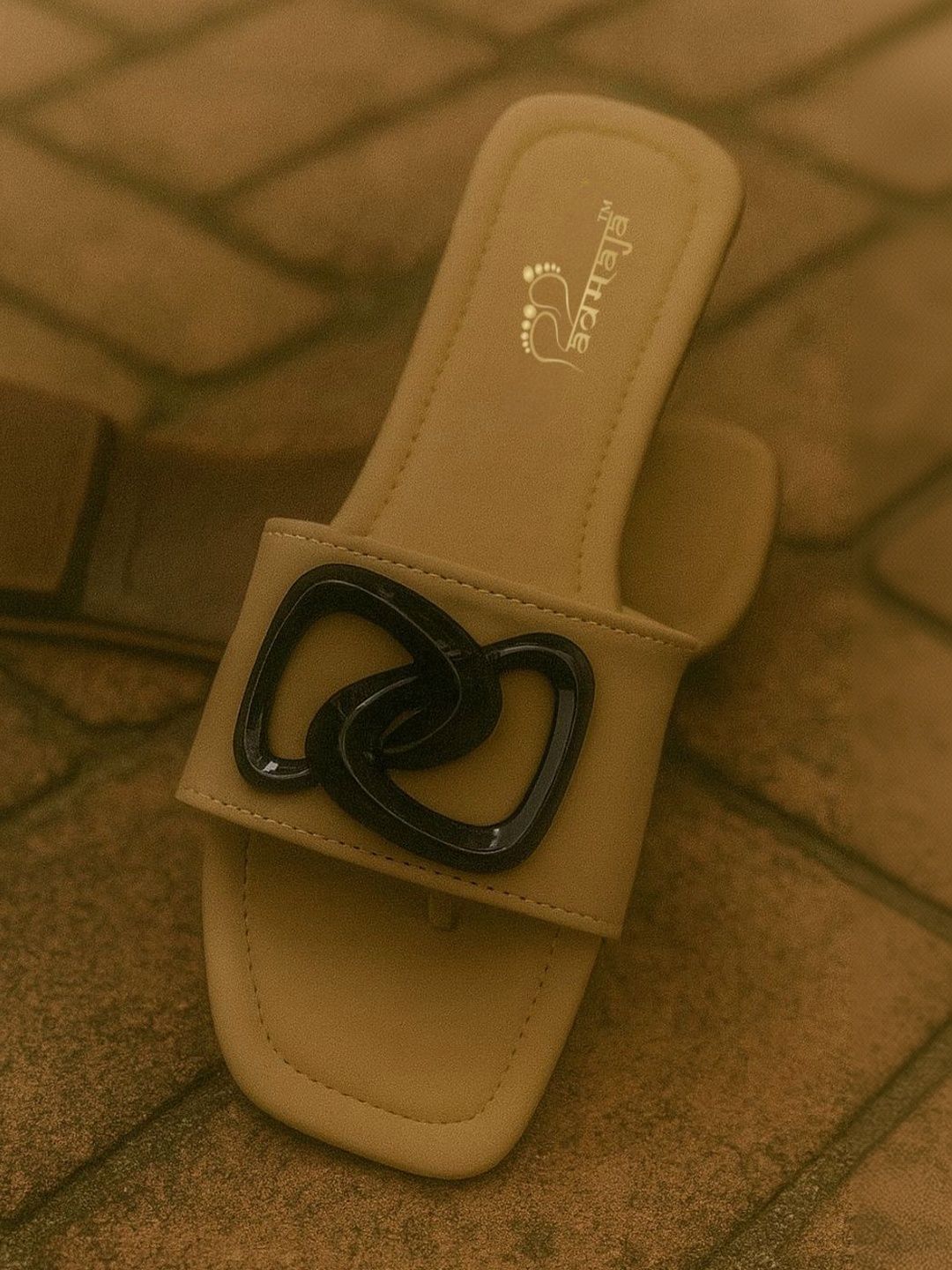 Padmaja Women Open Toe Flats with Buckles-picture-32