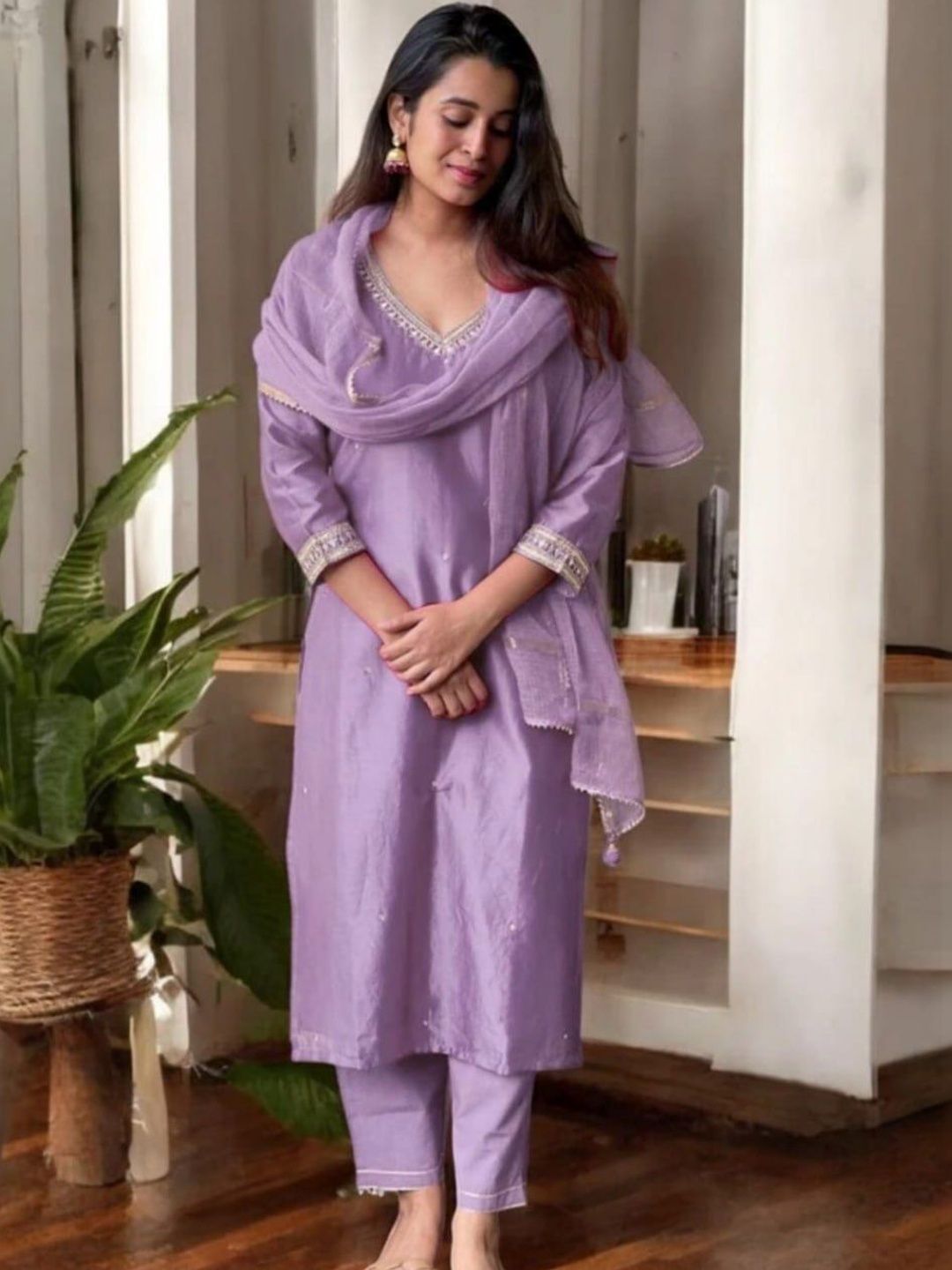 YAMUNE Women Regular Thread Work Pure Silk Kurta with Trousers & With Dupatta-picture-40