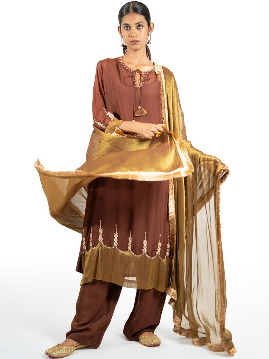 Sonal Kabra Women Ethnic Motifs Embroidered Regular Thread Work Kurta with Trousers & With Dupatta-picture-12