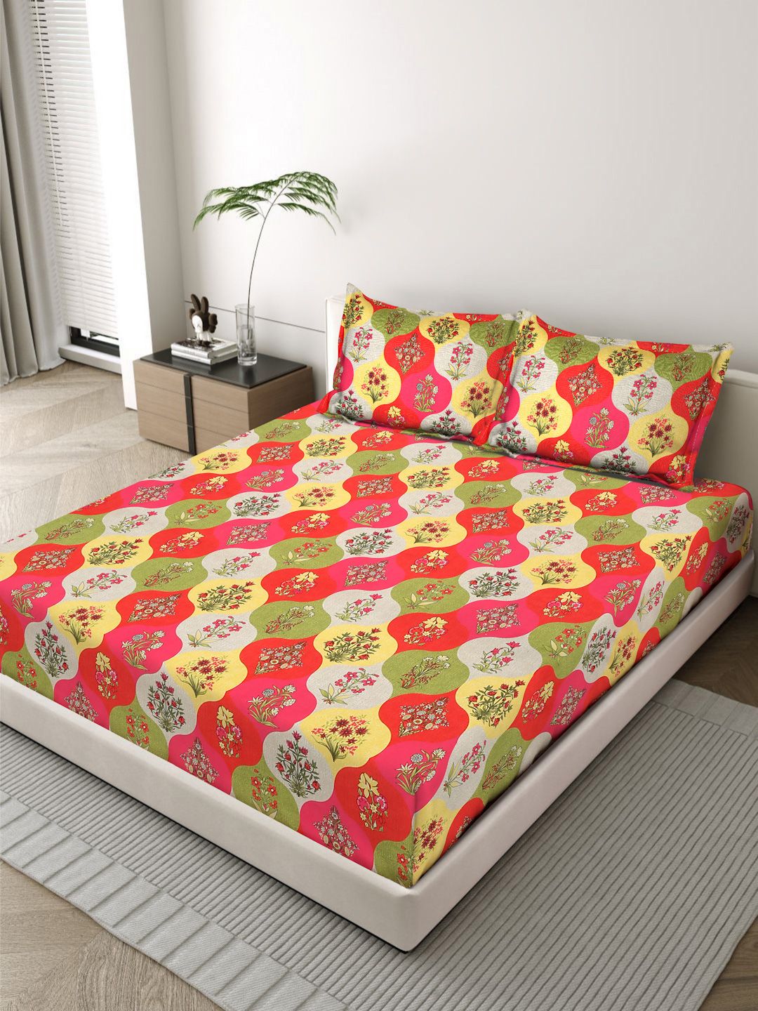 Status Multicoloured Floral 300 TC Bedsheet with 2 Pillow Covers
