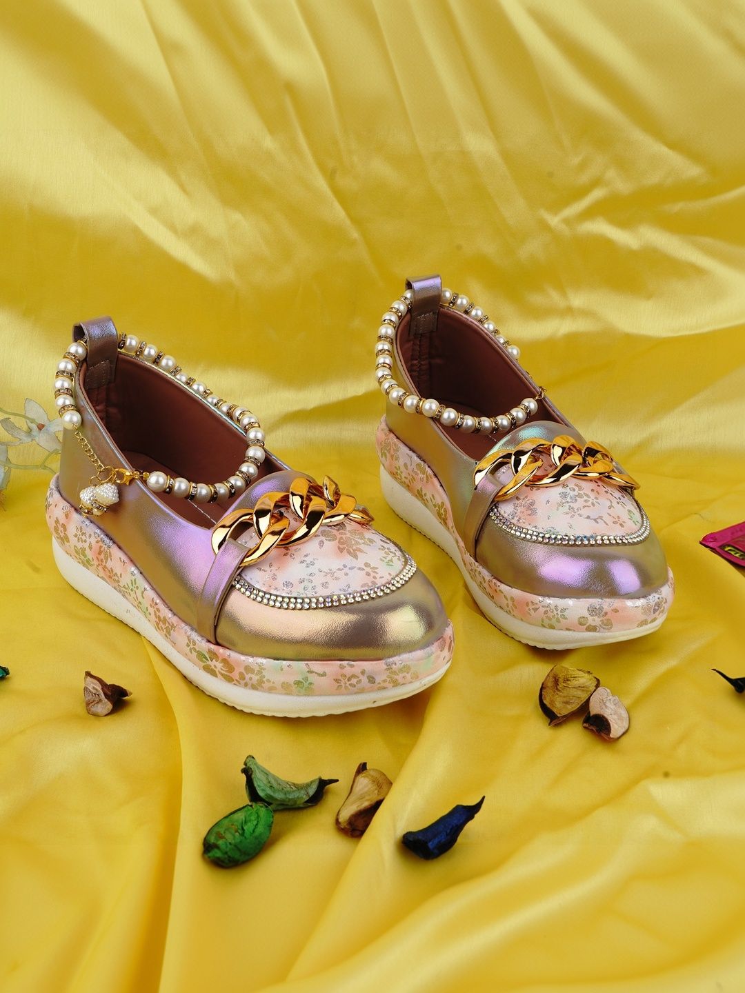 LMG Lifestyle Girls Printed Flatform Mules with Bows-picture-20
