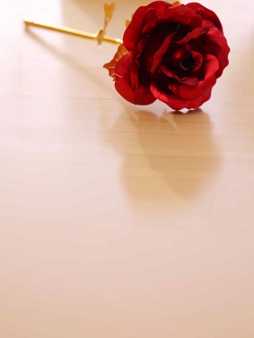 CraftVatika Red Foil Finish Plastic Rose Home Gift Set-picture-37