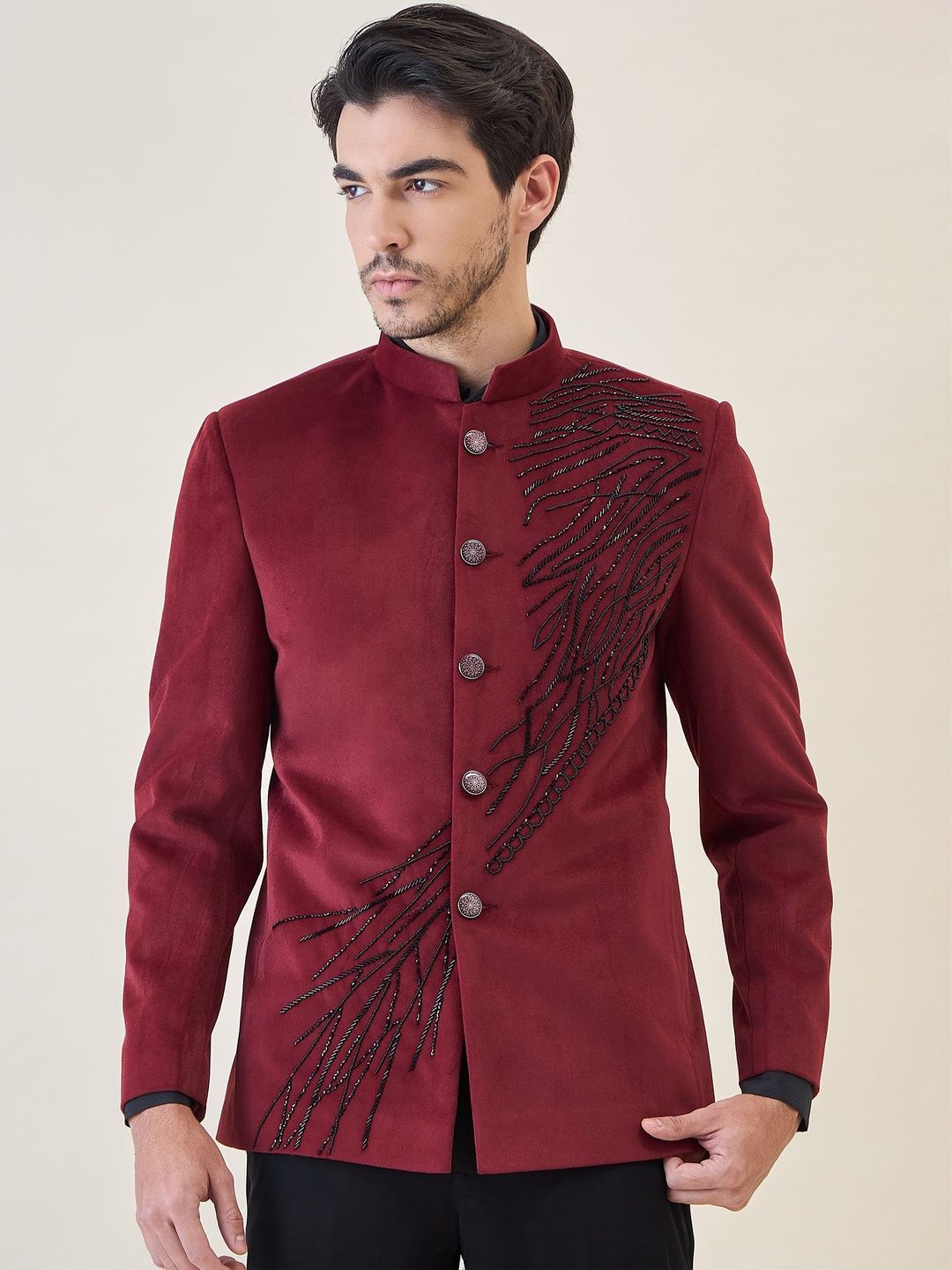 House of Pataudi Embellished Velvet Tailored-Fit Bandhgala Jodhpuri Two-Piece Party Suit-picture-22