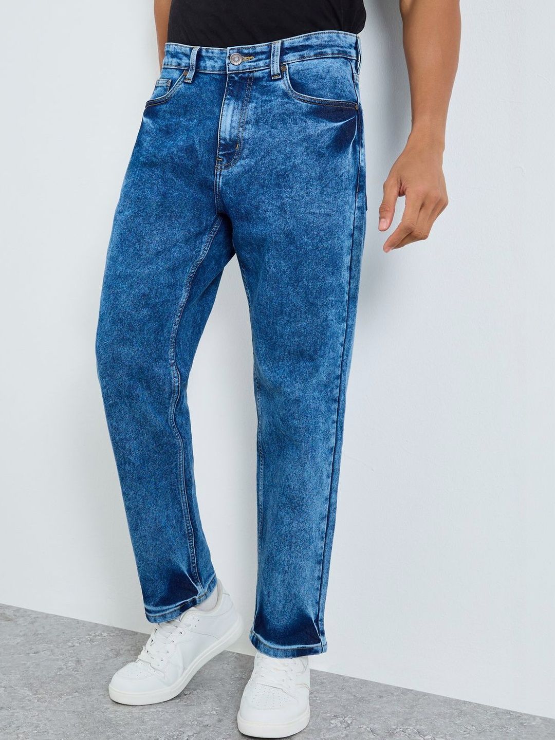 Styli Men Relaxed Fit Mid-Rise Light Fade Stretchable Jeans-picture-31