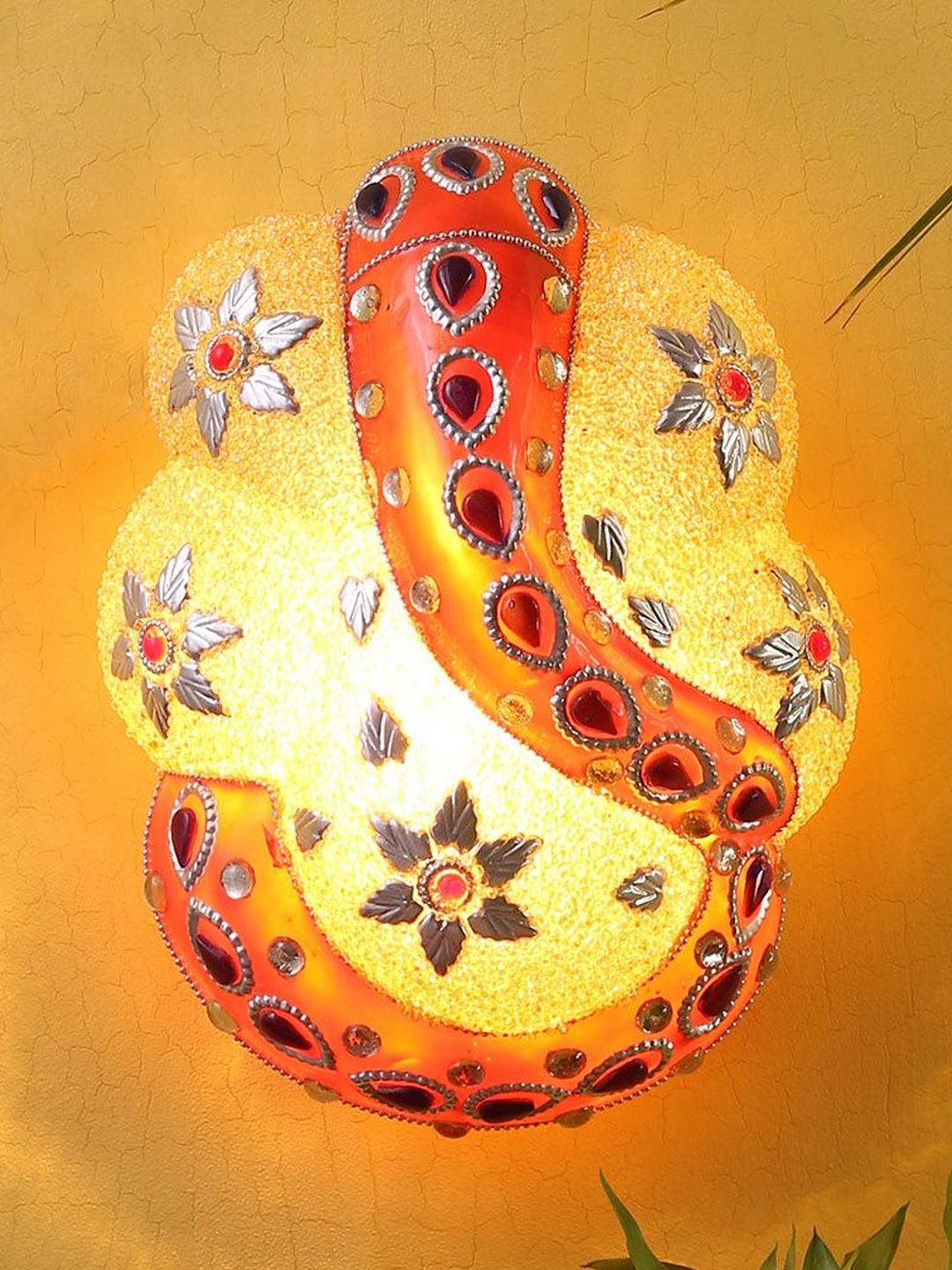 Aura Multicoloured & Orange Textured Glass Traditional Abstract Shaped Shaped Wall Lamp-picture-35