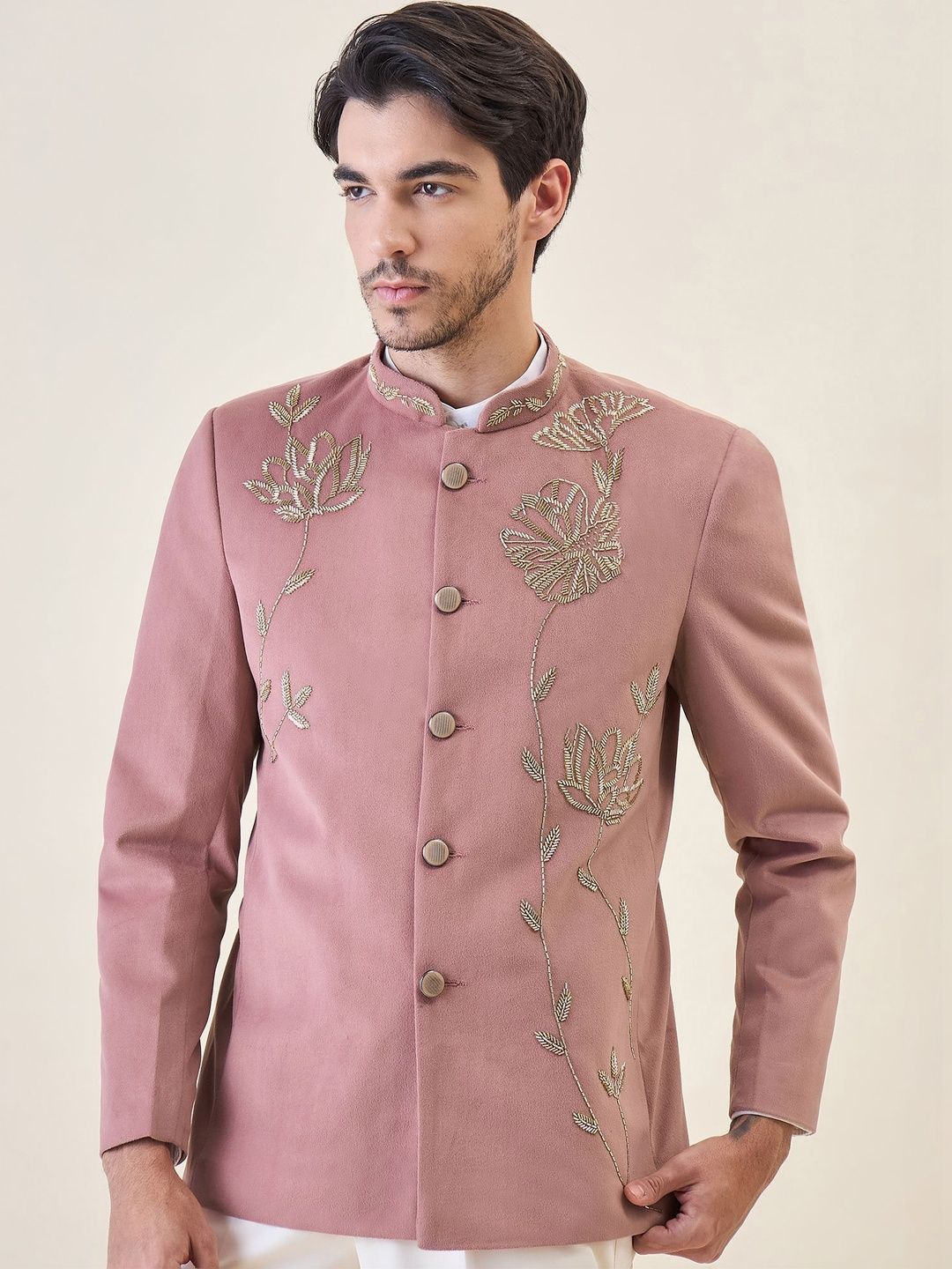 House of Pataudi Embellished Velvet Tailored-Fit Bandhgala Jodhpuri Two-Piece Party Suit-picture-32