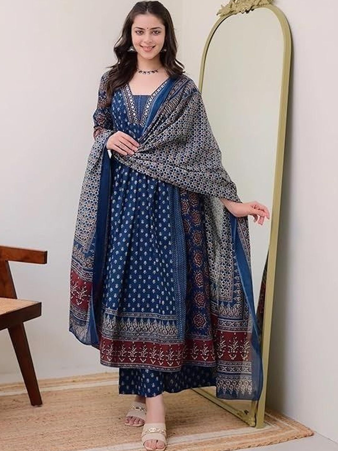 BLACK PATTI Women Ethnic Motifs Printed Regular Kurta with Trousers & With Dupatta-picture-39