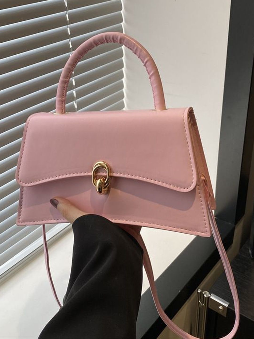 StyleCast x Revolte PU Structured Shoulder Bag-picture-33