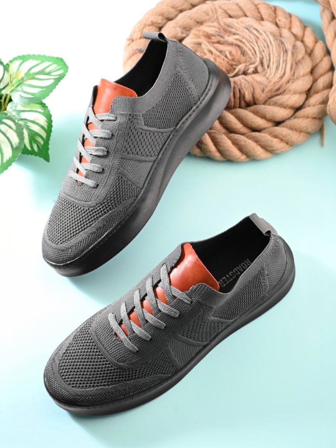 The Roadster Lifestyle Co Men Textured Casual Sneakers-picture-32