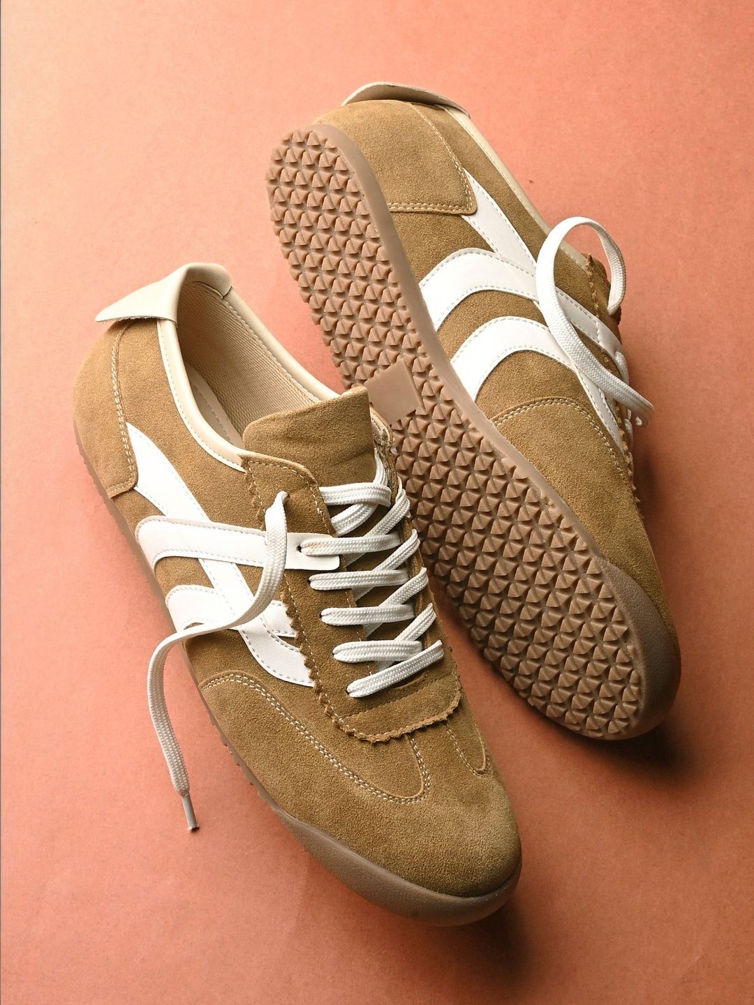 The Roadster Lifestyle Co Men Textured Casual Sneakers-picture-34