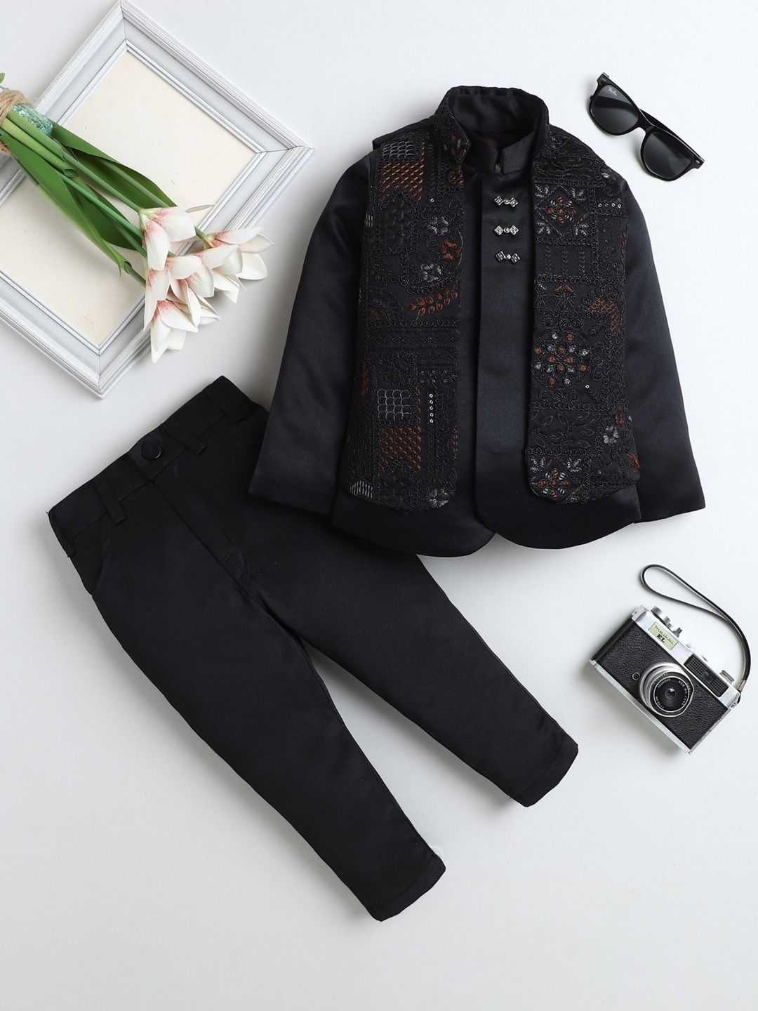 FOURFOLDS Boys Embroidered Mandarin Collar Sherwani-image-48