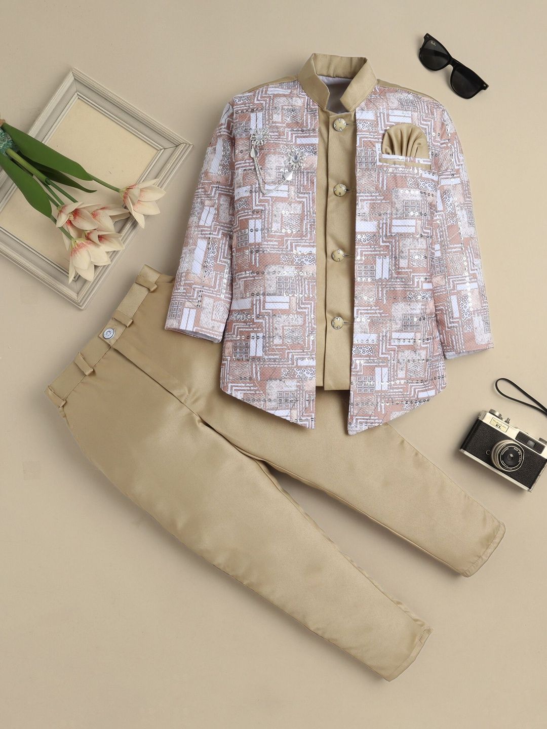 Sangria Boys Abstract Geometric Pattern With Zari & Sequins Work Sherwani Set-picture-15