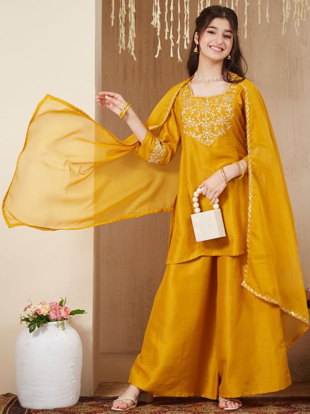 CurlyTales Girls Ethnic Motifs Embroidered Regular Thread Work Kurta with Palazzos & With Dupatta-picture-18