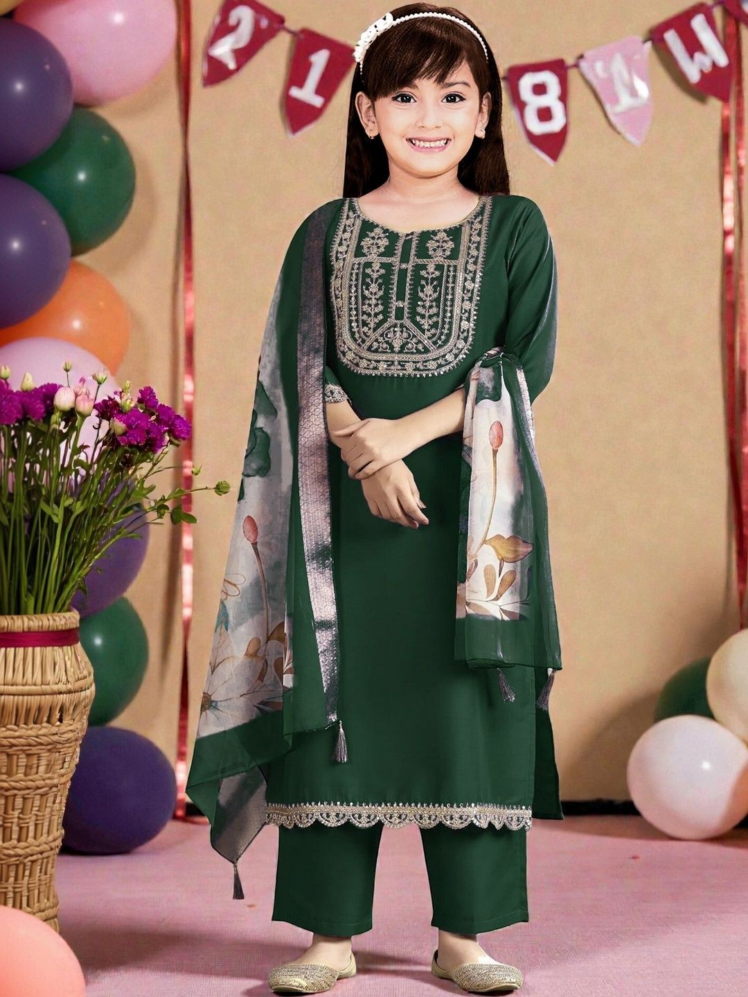 Vetrokart Girls Ethnic Motifs Embroidered Regular Thread Work Kurta with Trousers & With Dupatta-picture-23