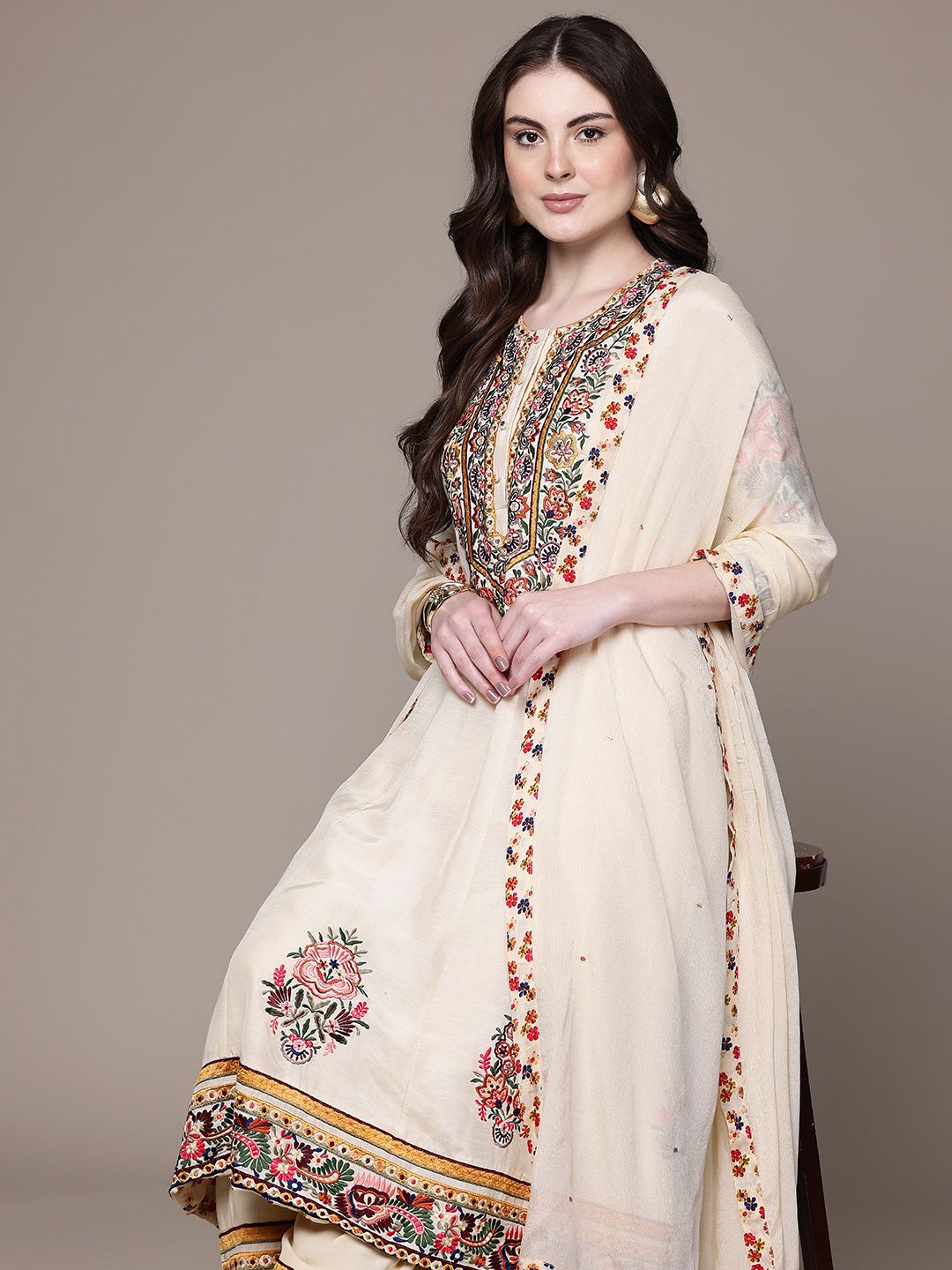 Ritu Kumar Women Kurta with Trousers & With Dupatta-picture-21