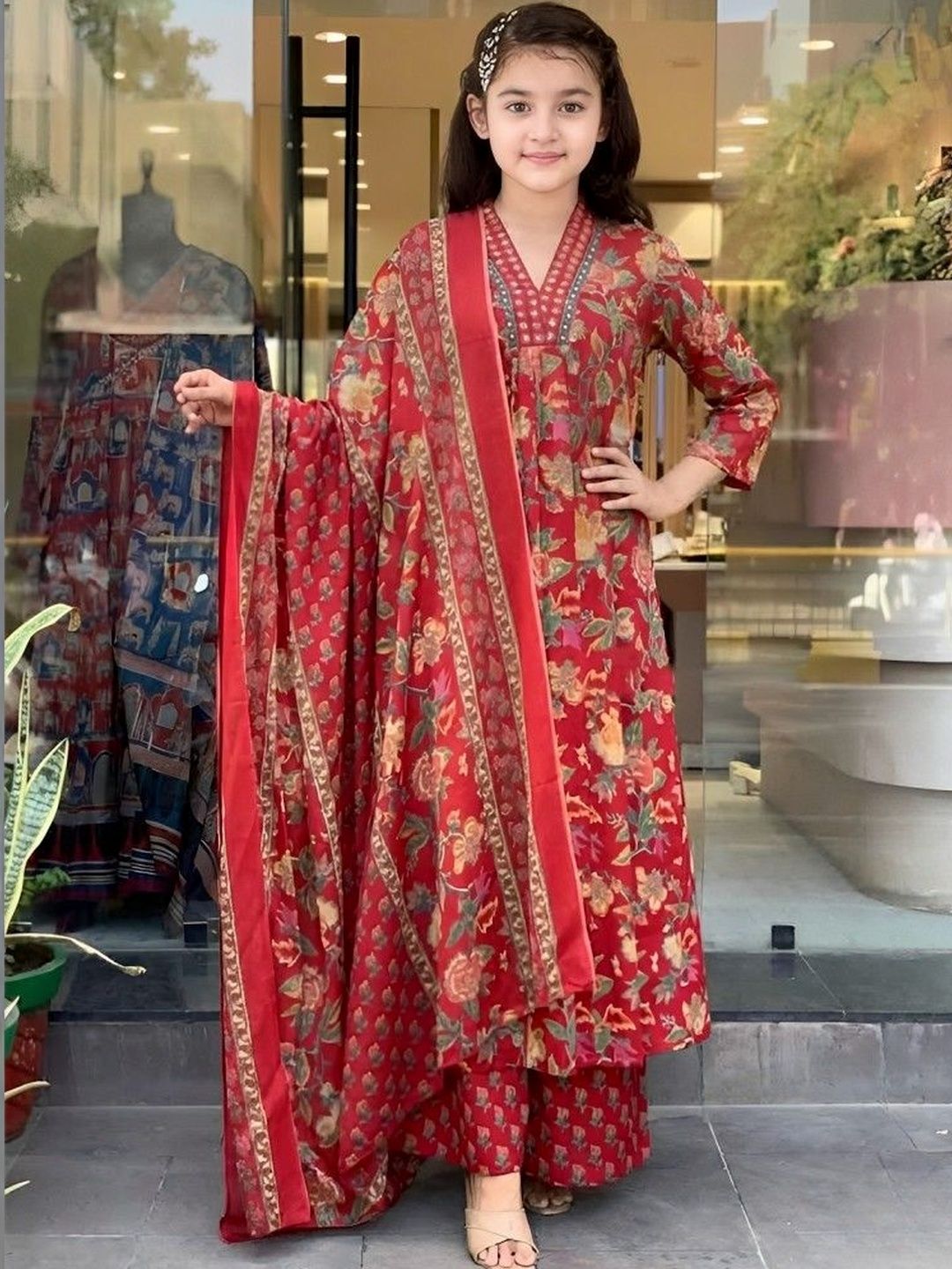 Bholukart Girls Floral Printed Regular Raw Silk Kurta with Palazzos & With Dupatta-picture-10