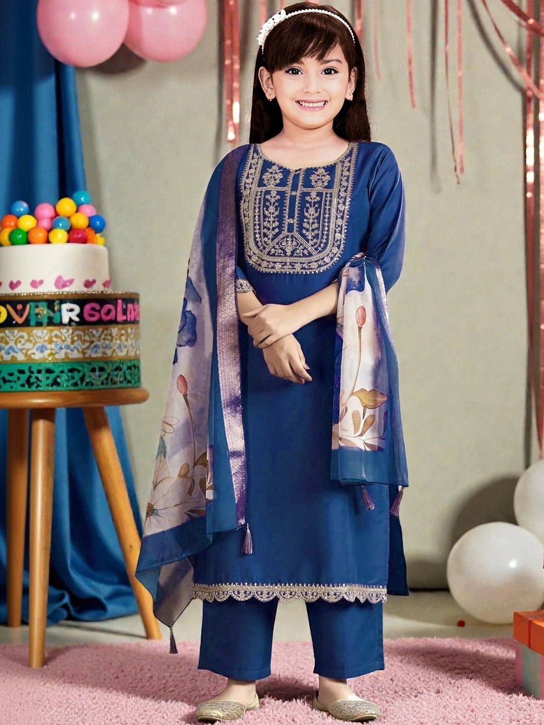 Vetrokart Girls Ethnic Motifs Embroidered Regular Thread Work Kurta with Trousers & With Dupatta-picture-15