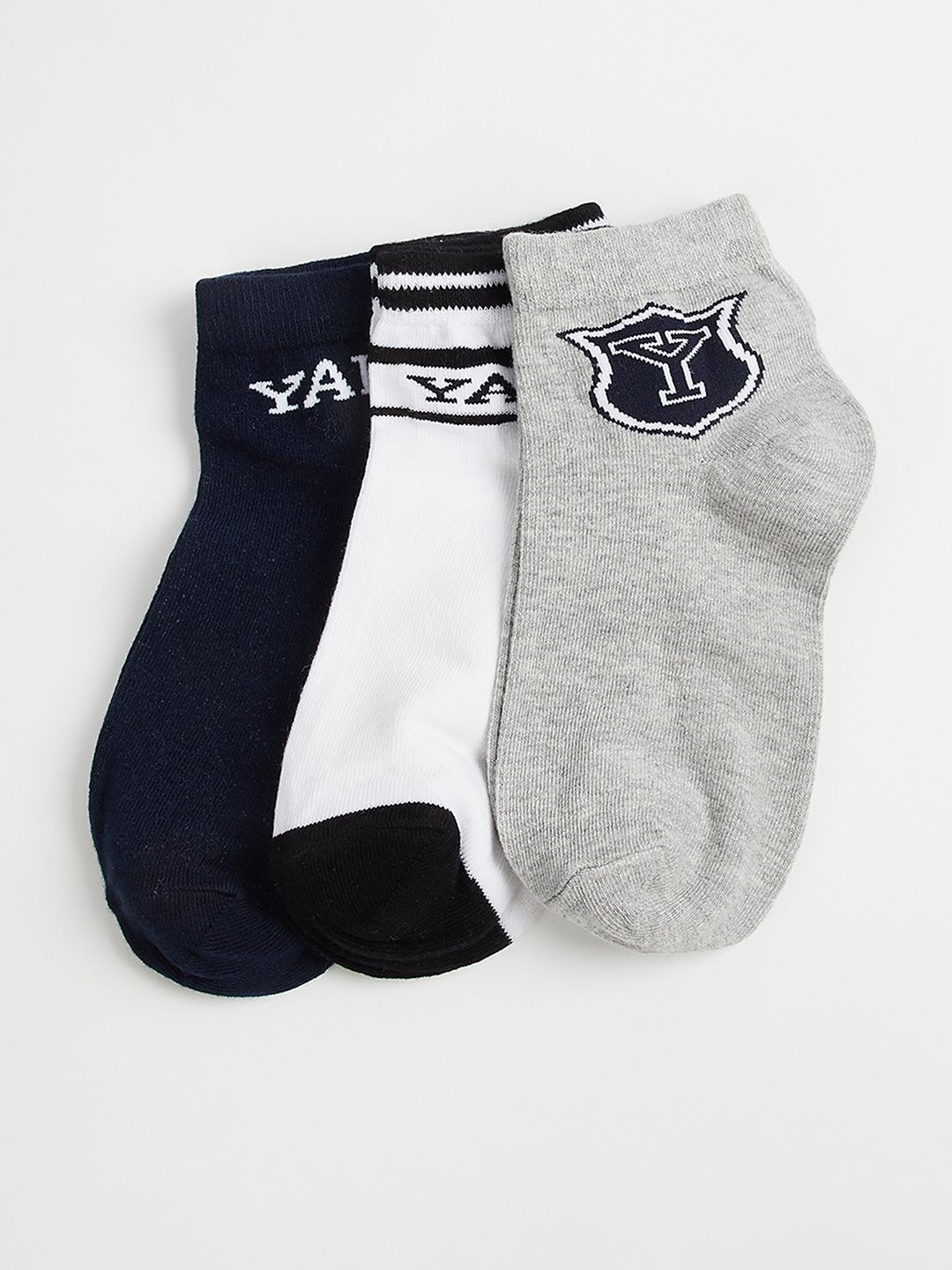 max Boys Pack of 3 Patterned Ankle Length Socks-picture-14