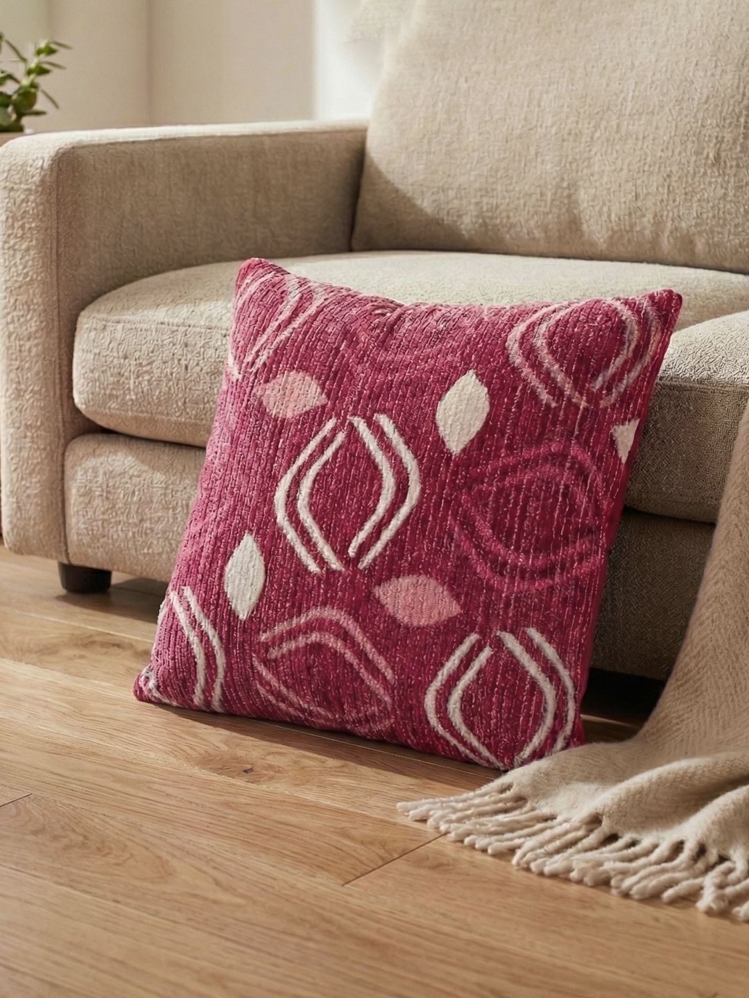 Kaleen India Red Geometric Square Cushion Covers-image-44