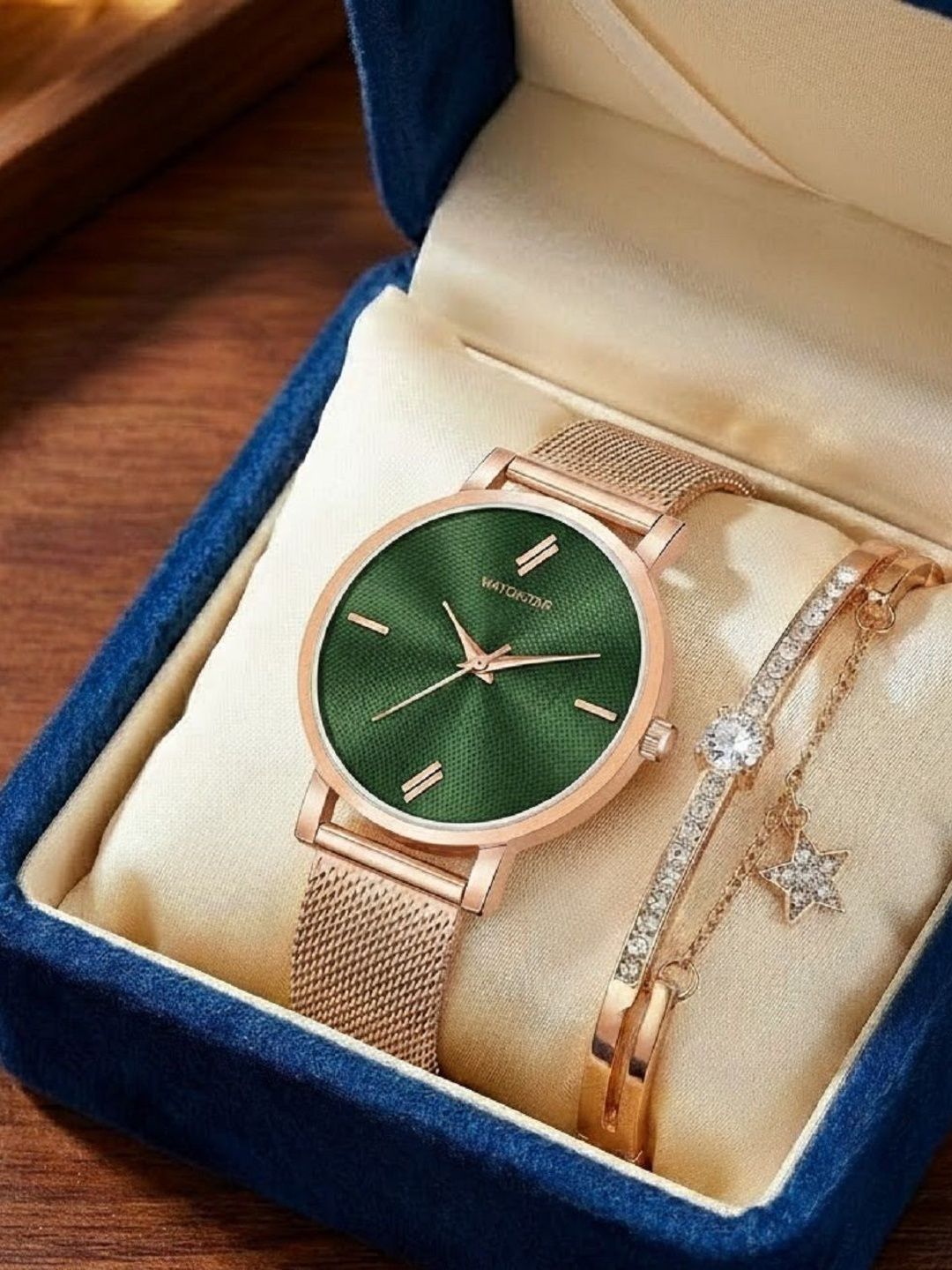 WATCHSTAR Women Dial & Stainless Steel Bracelet Style Straps Analogue Watch Heavy rizly Green&star-picture-32