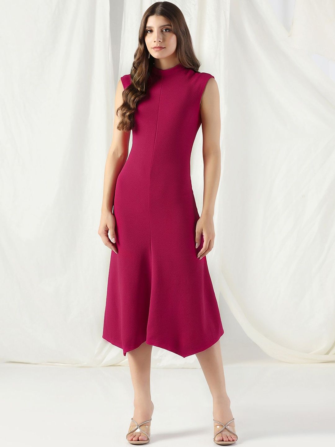 Selvia Edge A-Line Midi Dress-picture-45