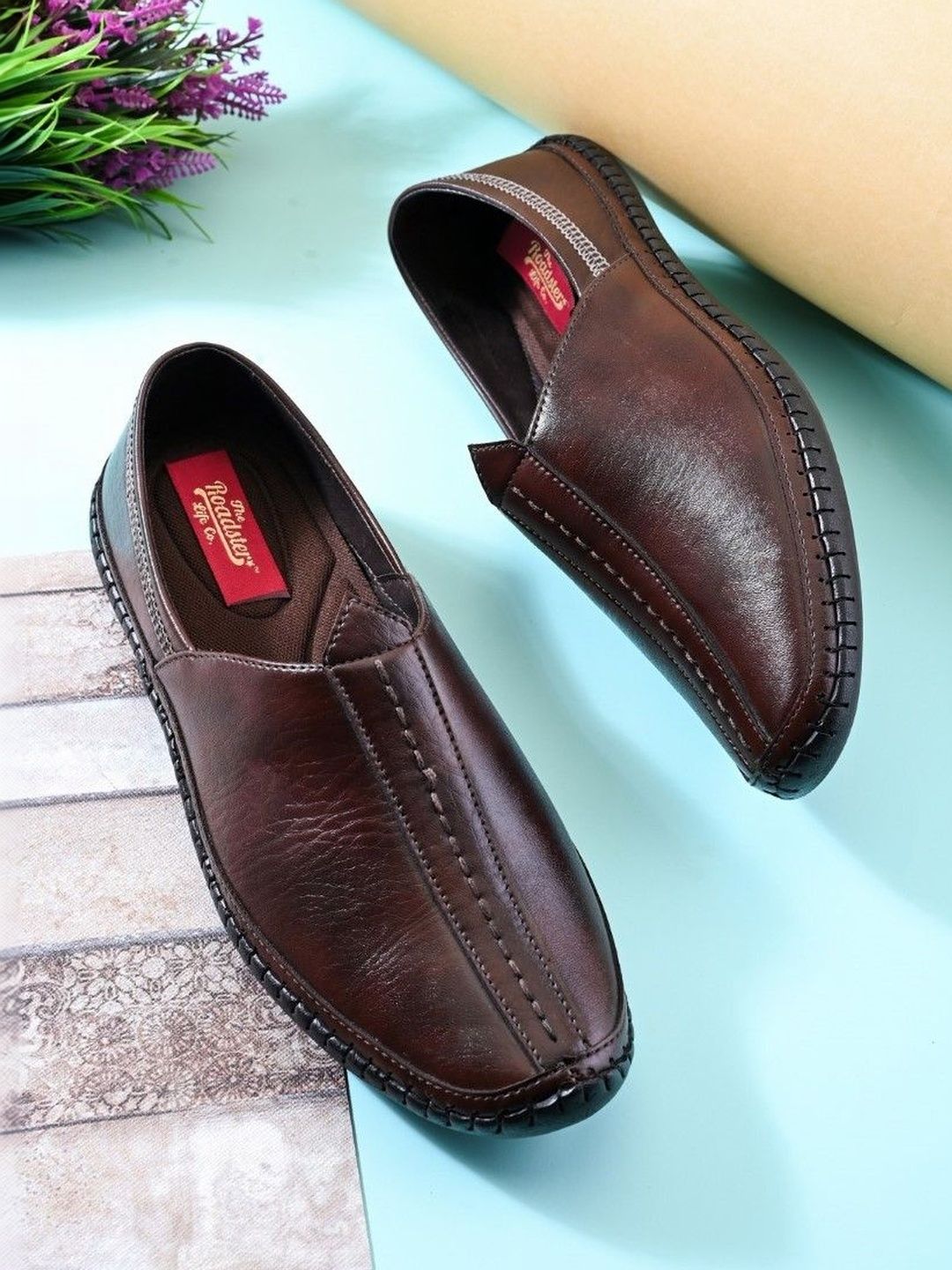 The Roadster Lifestyle Co Men Round Toe Lightweight Slip-On Mojari Loafers-picture-34