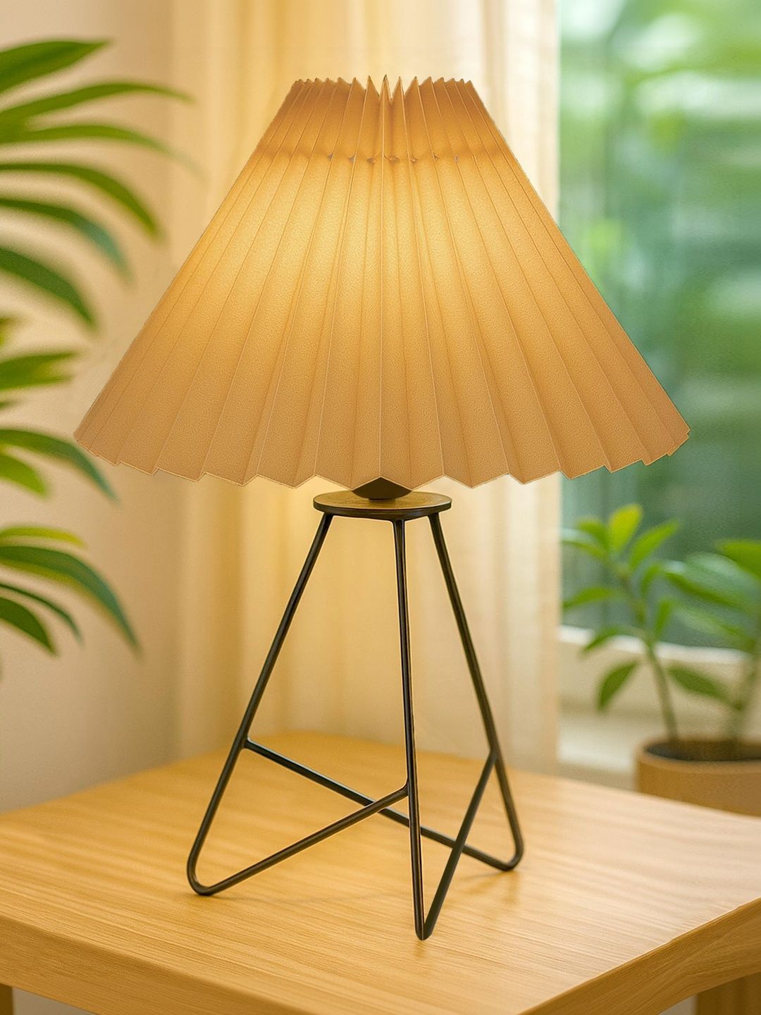 Homesake Multicoloured Textured Metal Contemporary Frusturical Shaped Table Lamp-picture-14