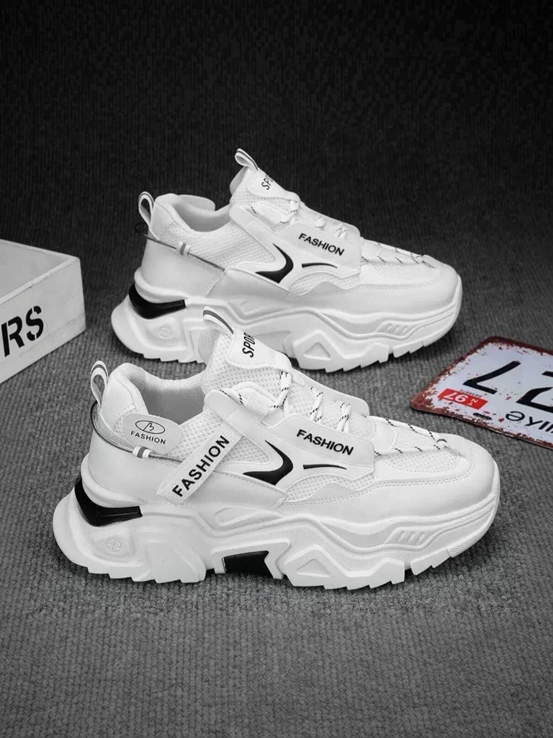 TIGONIS Men Colourblocked Sneakers-picture-44