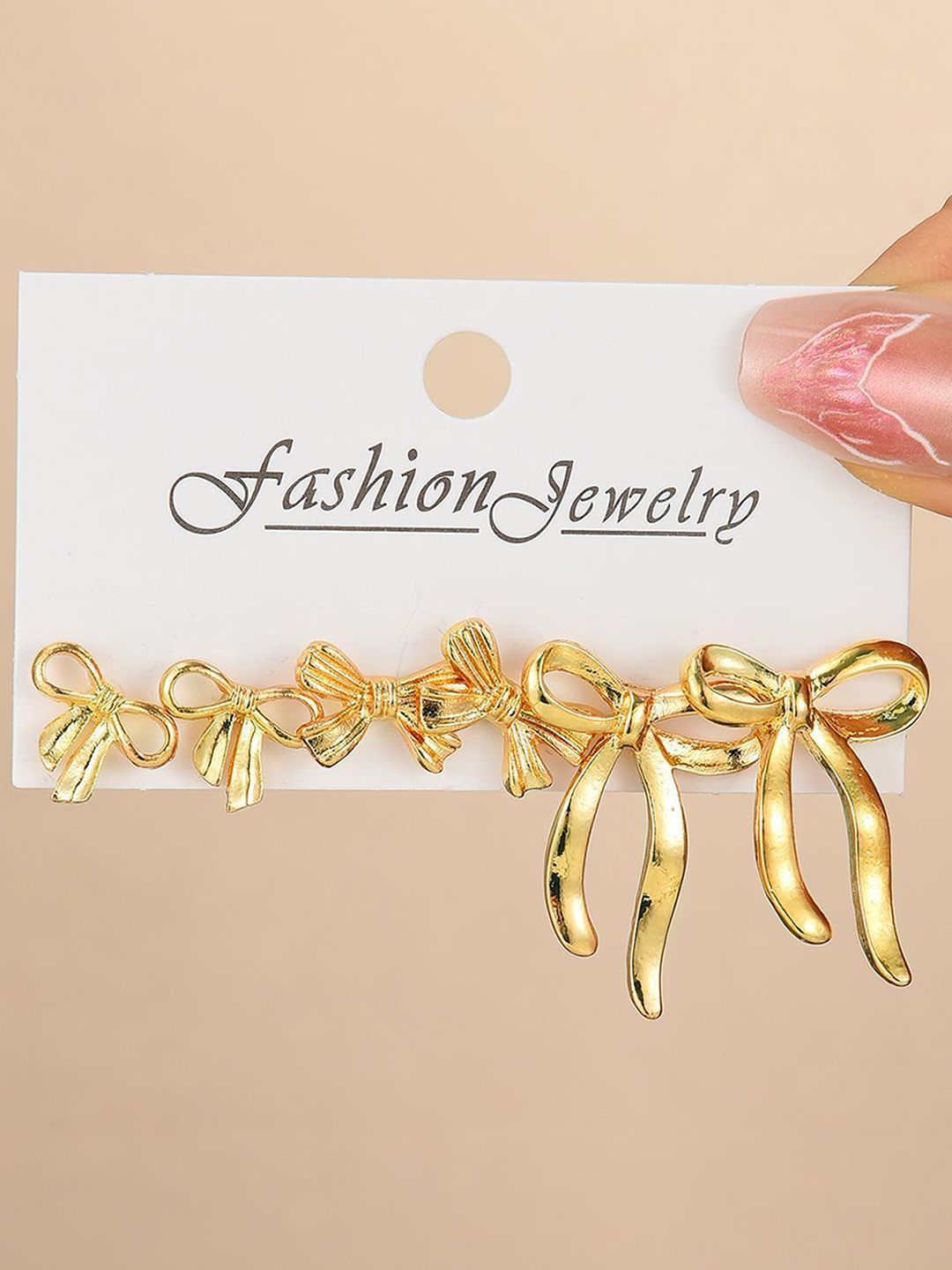 StyleCast x Revolte Classic Studs Earrings-picture-18