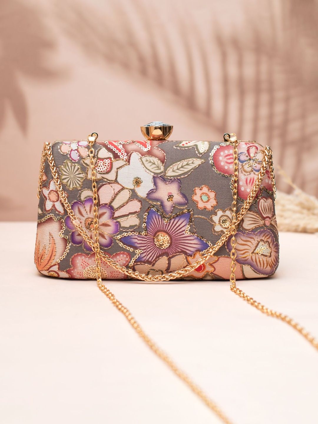 ARTKLIM Embroidered Box Clutch-picture-17