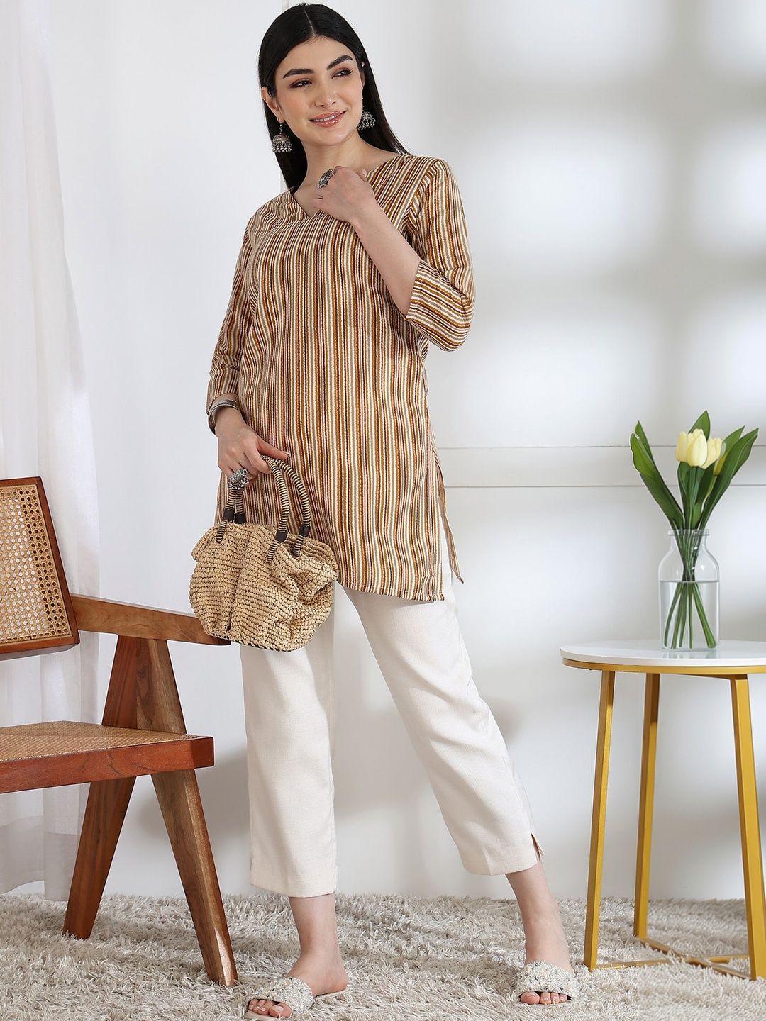 EVANORA Printed V-Neck Kurti-picture-56