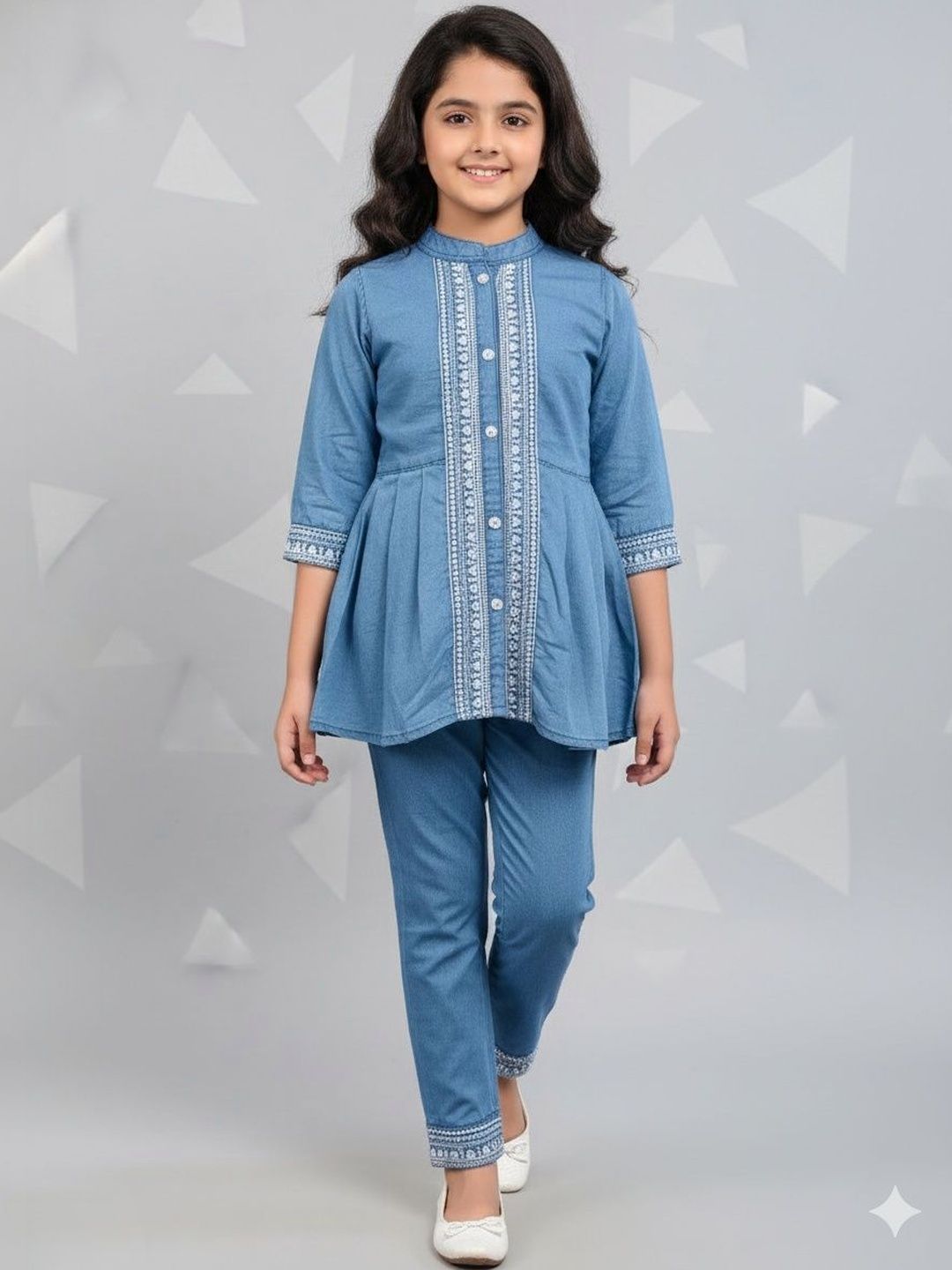 Aarika Girls Ethnic Motifs Embroidered Pleated Thread Work Pure Cotton Kurta with Trousers