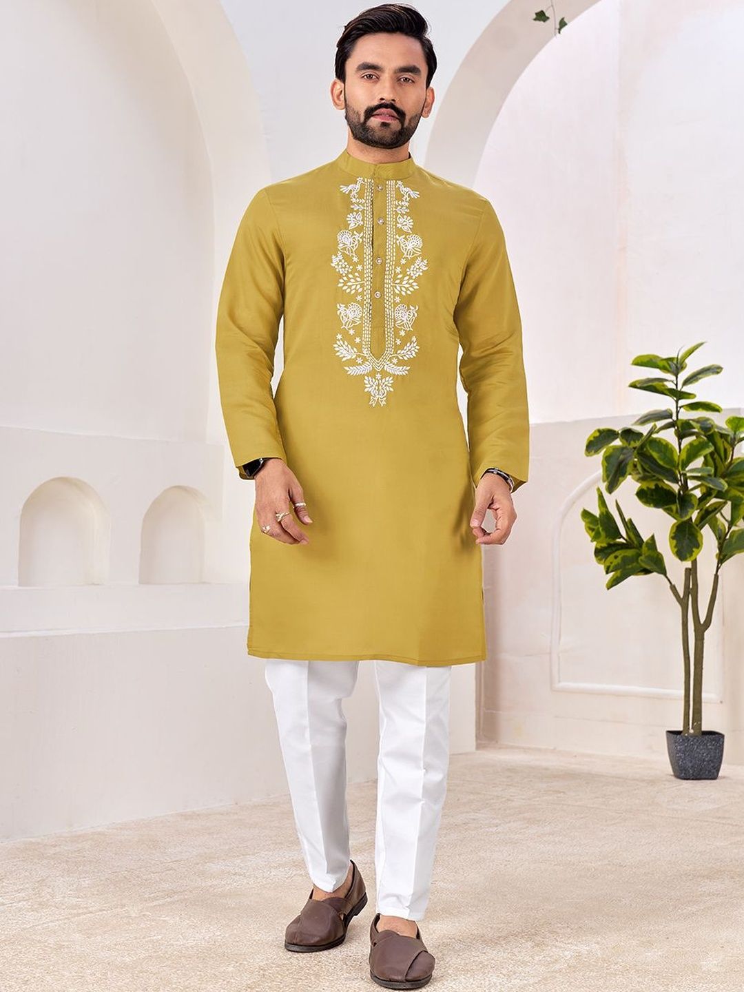 SHOPGARB Men Embroidered Thread Work Floral Kurta-picture-27