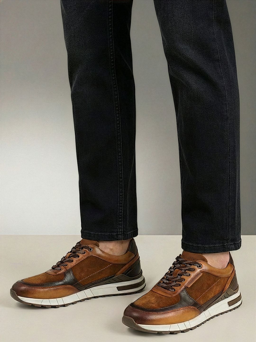 Kenneth Cole Men Colourblocked Suede Sneakers-image-24