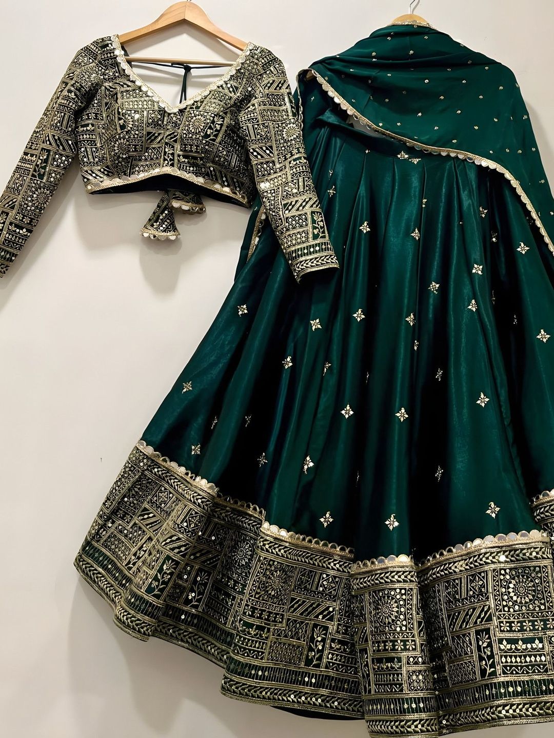 SUPPAR SLEAVE Embellished Mirror Work Semi-Stitched Lehenga & Blouse With Dupatta