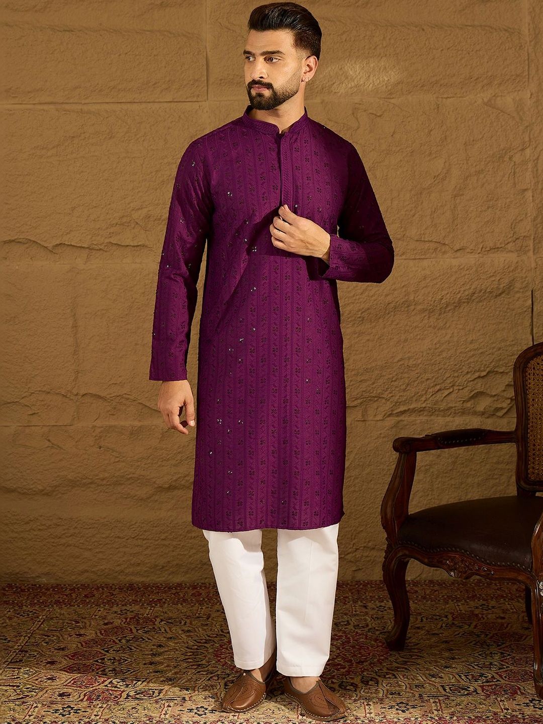 Ethnic Bay Men Embroidered Kurta-picture-23