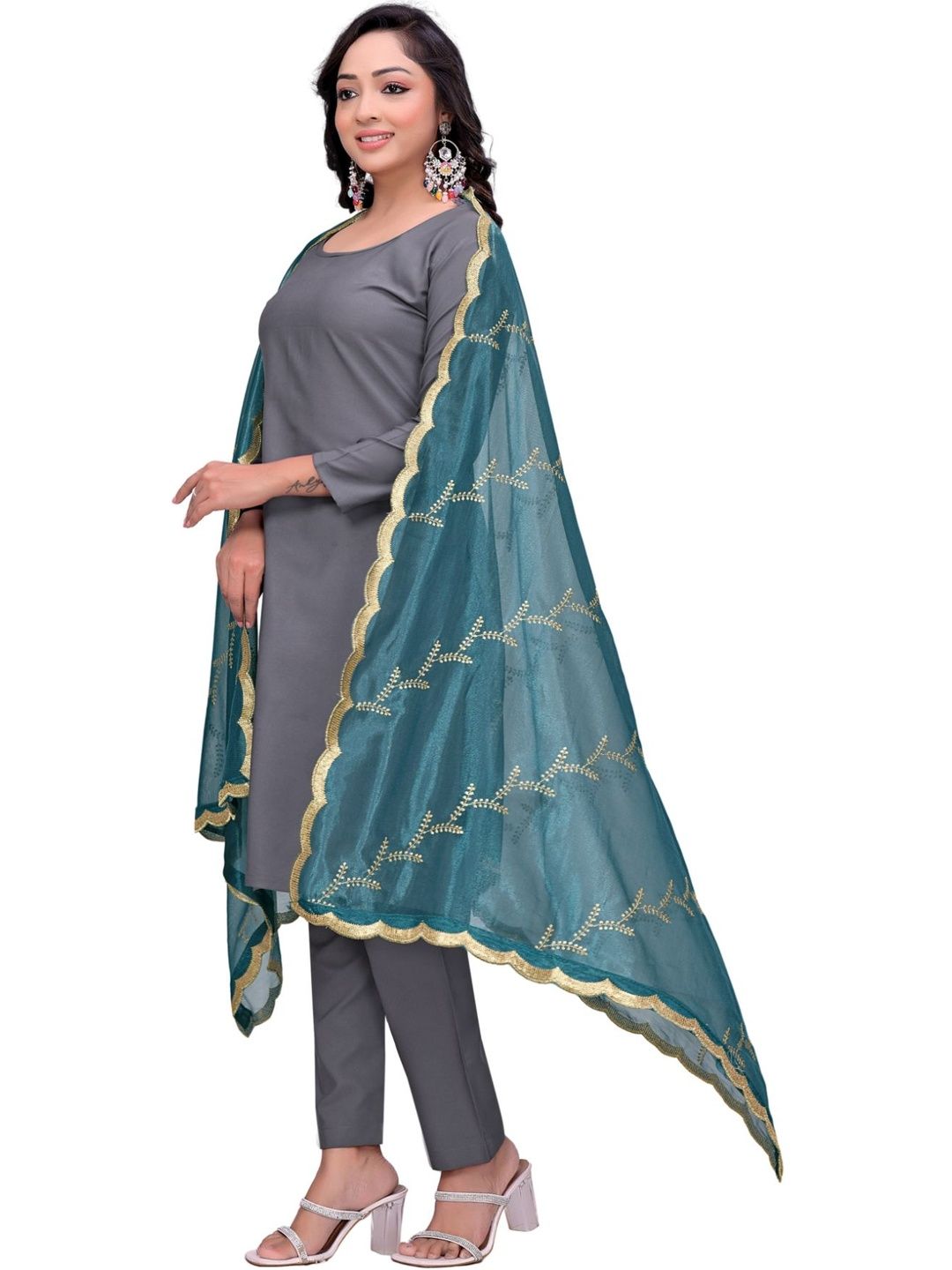 Kemza Embroidered Organza Floral Dupatta with Sequinned-picture-11