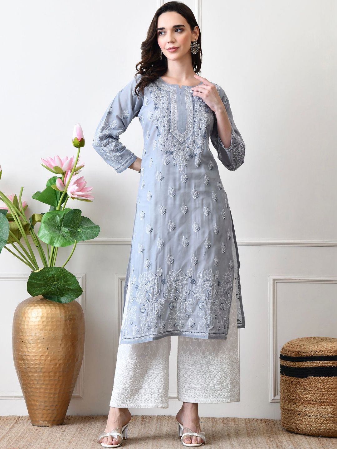 CHIKIRPOLO Ethnic Motifs Embroidered Thread Work Pure Cotton Thread Work Kurti-picture-17