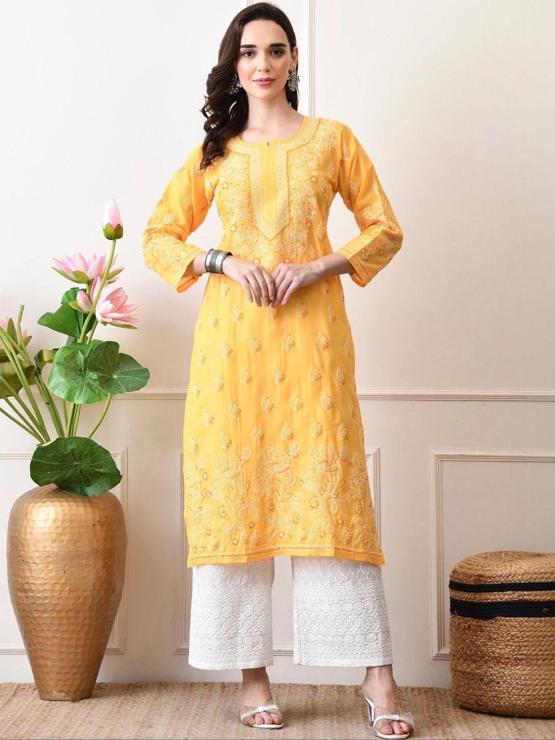 CHIKIRPOLO Ethnic Motifs Embroidered Thread Work Pure Cotton Thread Work Kurti-picture-21