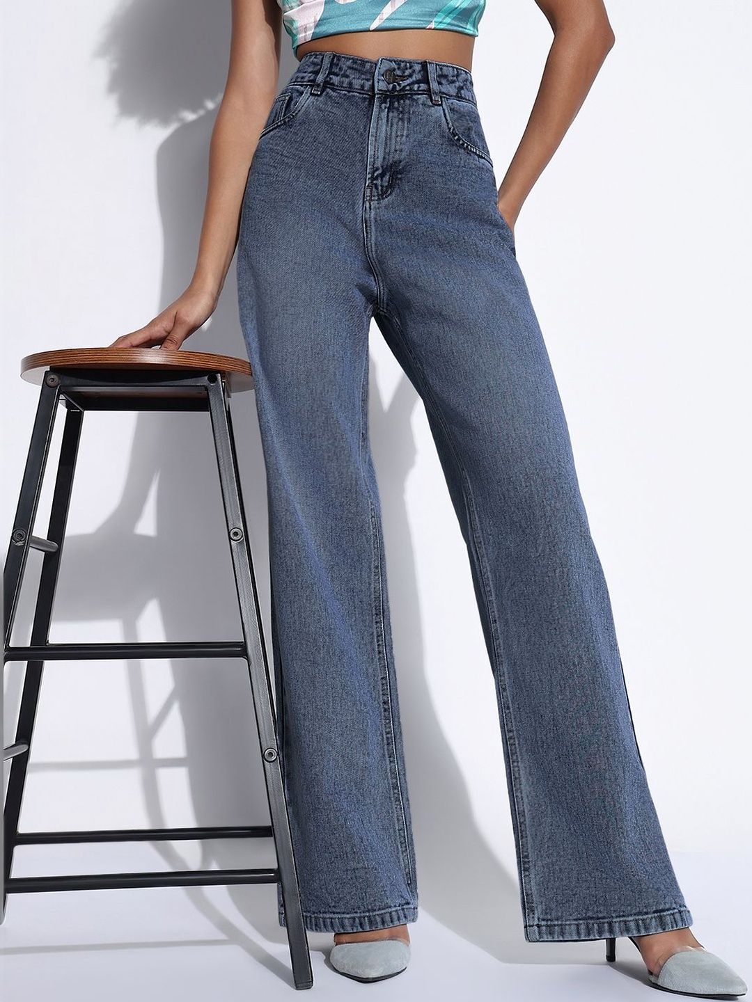 SHOWOFFFF Women Comfort Straight Fit Mid-Rise Light Fade Acid Wash Jeans-picture-56