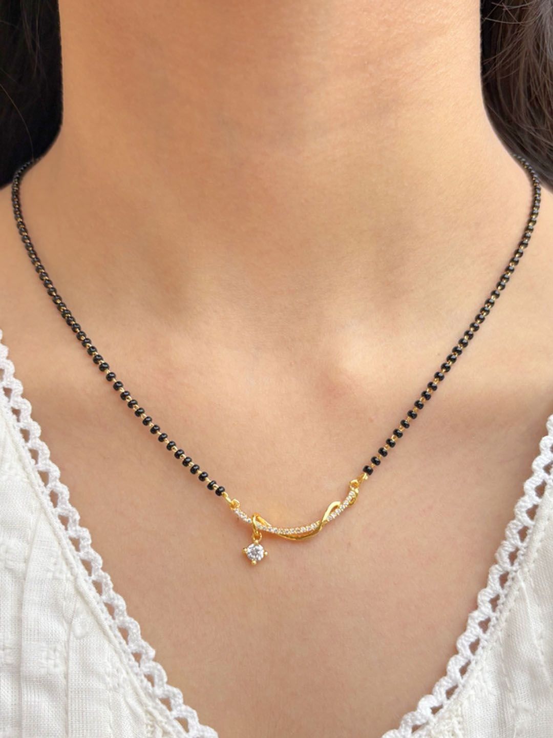 Zeraki Jewels Gold-Plated Artificial Stones and Beads Mangalsutra