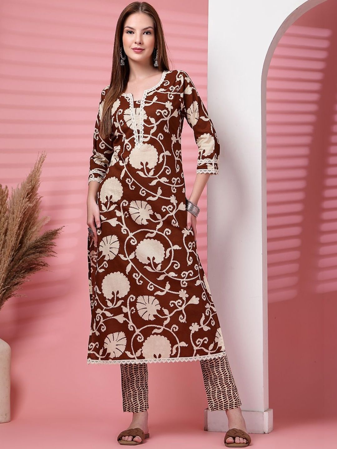 RANGEELO JAIPUR Women Ethnic Motifs Printed Gotta Patti Kurta-picture-21