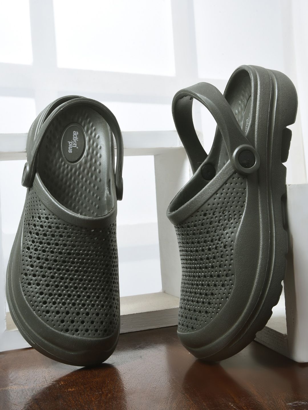 Action Men Clogs-picture-37