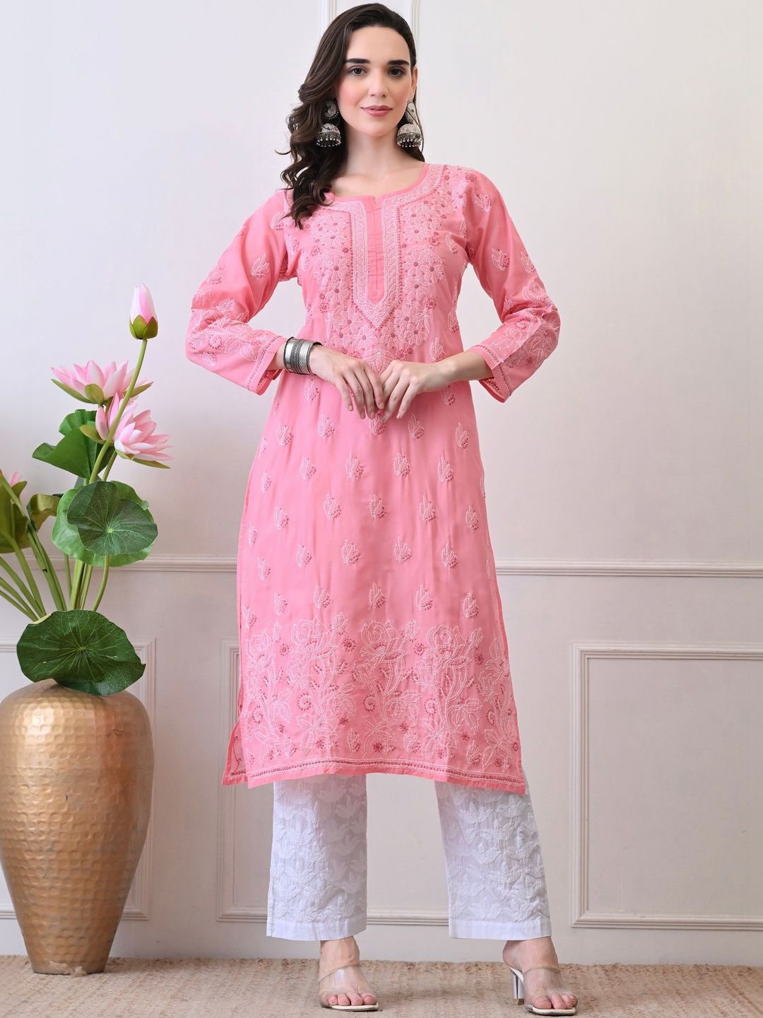 CHIKIRPOLO Ethnic Motifs Embroidered V-Neck Thread Work Pure Cotton Thread Work Kurti-picture-22