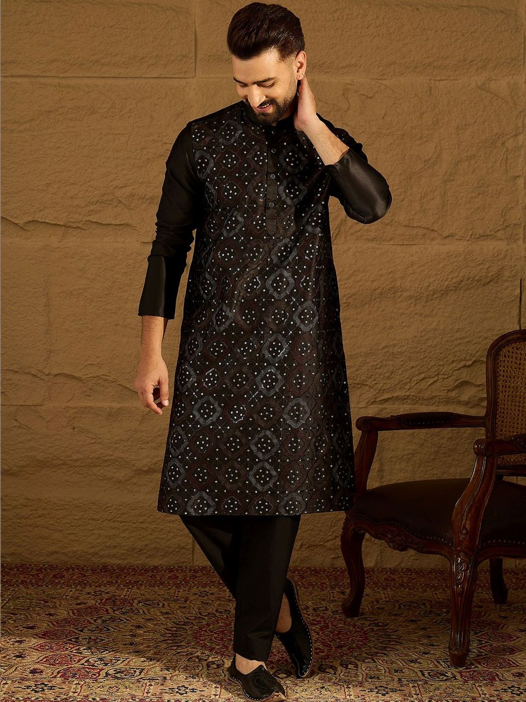 House of Pataudi Embroidered Mandarin Collar Knee Length Straight Kurtas-picture-34