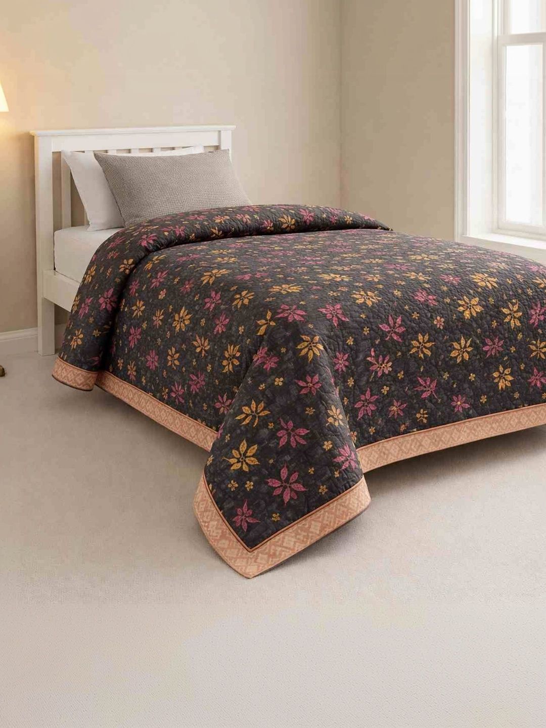 MAFATLAL Black & Charcoal Floral Microfiber AC Room 120 GSM Comforter-image-33